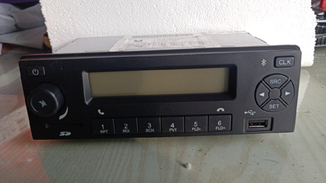 适用捷达五菱荣光cd蓝牙车载收音机江铃凯运原厂宝典车载cd机