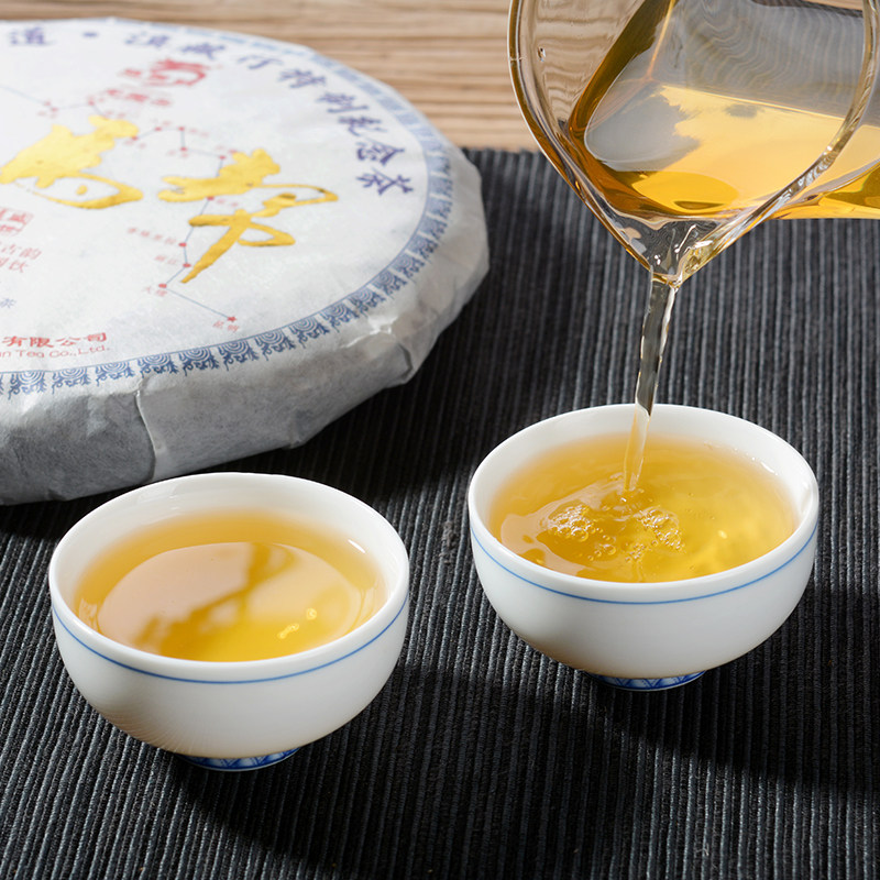 龙园号云南普洱茶 茶叶大马帮茶马古道滇藏行纪念茶400g普洱生茶