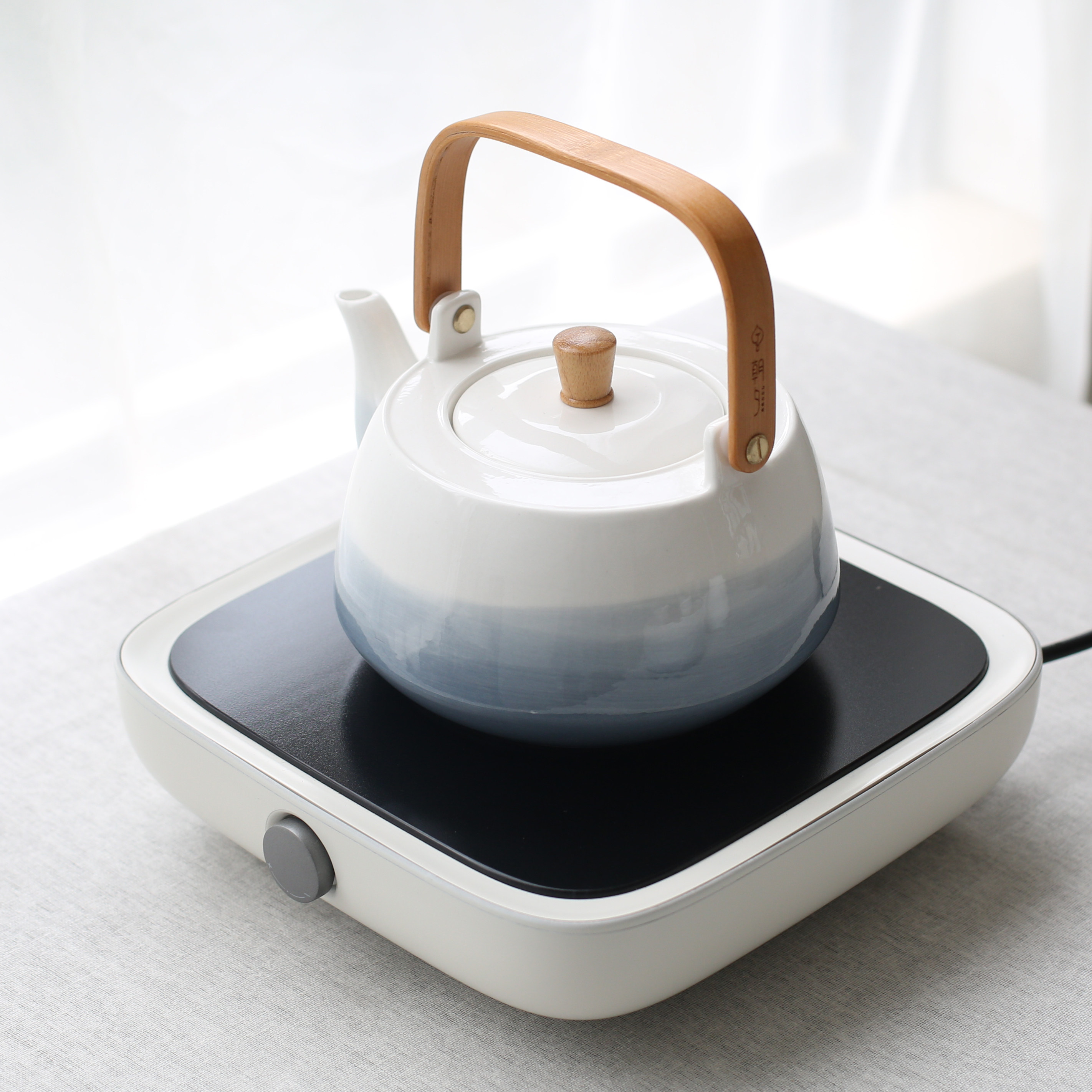 三界大号煮茶耐热烧水壶陶瓷提梁电陶渐变茶炉茶壶