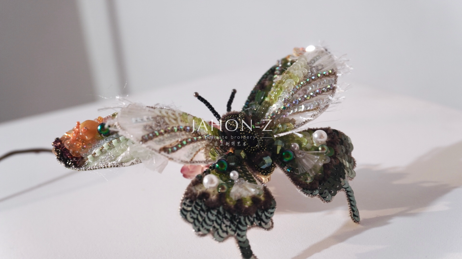 匠芷原创法式刺绣蝴蝶胸针材料diy视频教程刺绣