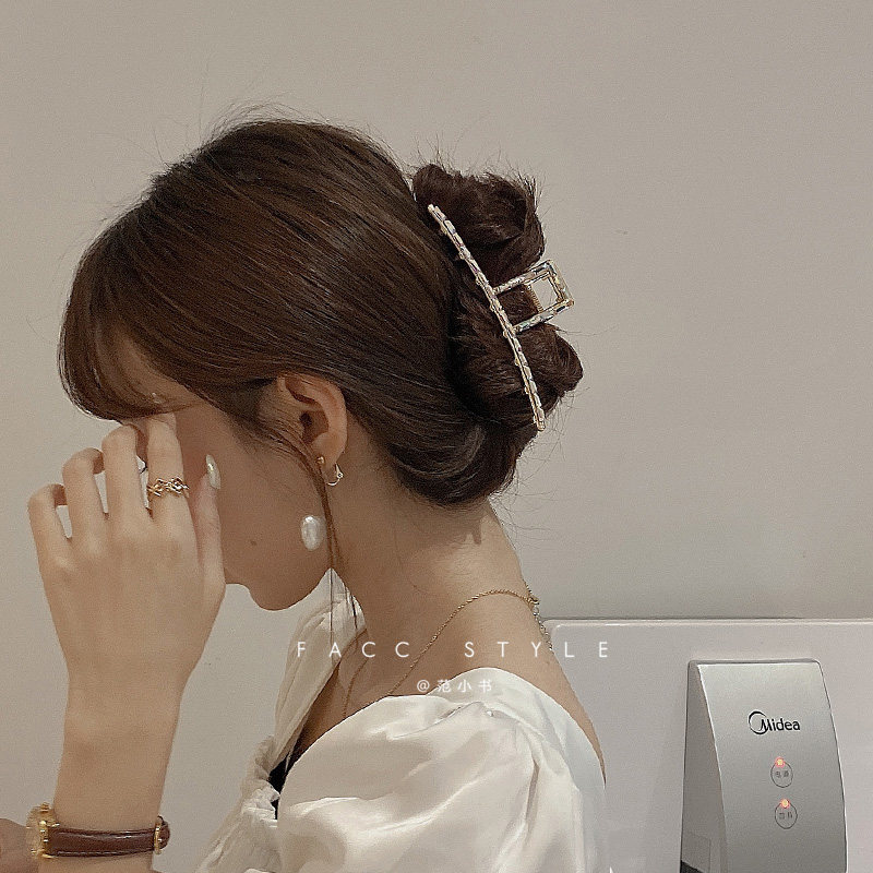 发夹后脑勺抓夹网红鲨鱼夹大号金属发抓盘发卡子头饰韩国ins百搭