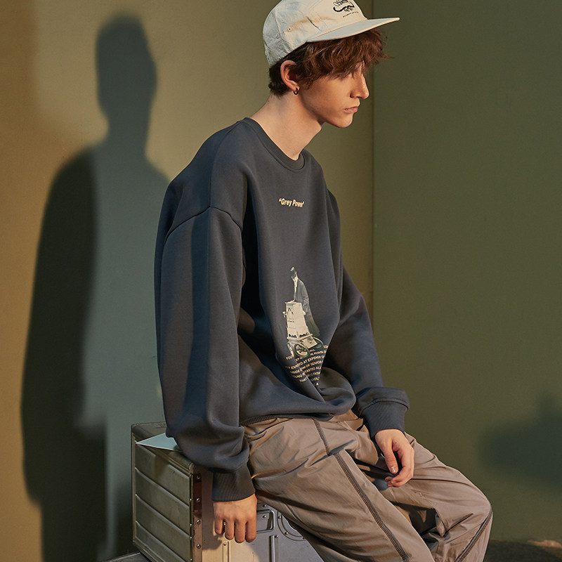 varsden/华尔思丹2019新款卫衣男圆领韩版宽松情侣印花个性外套潮