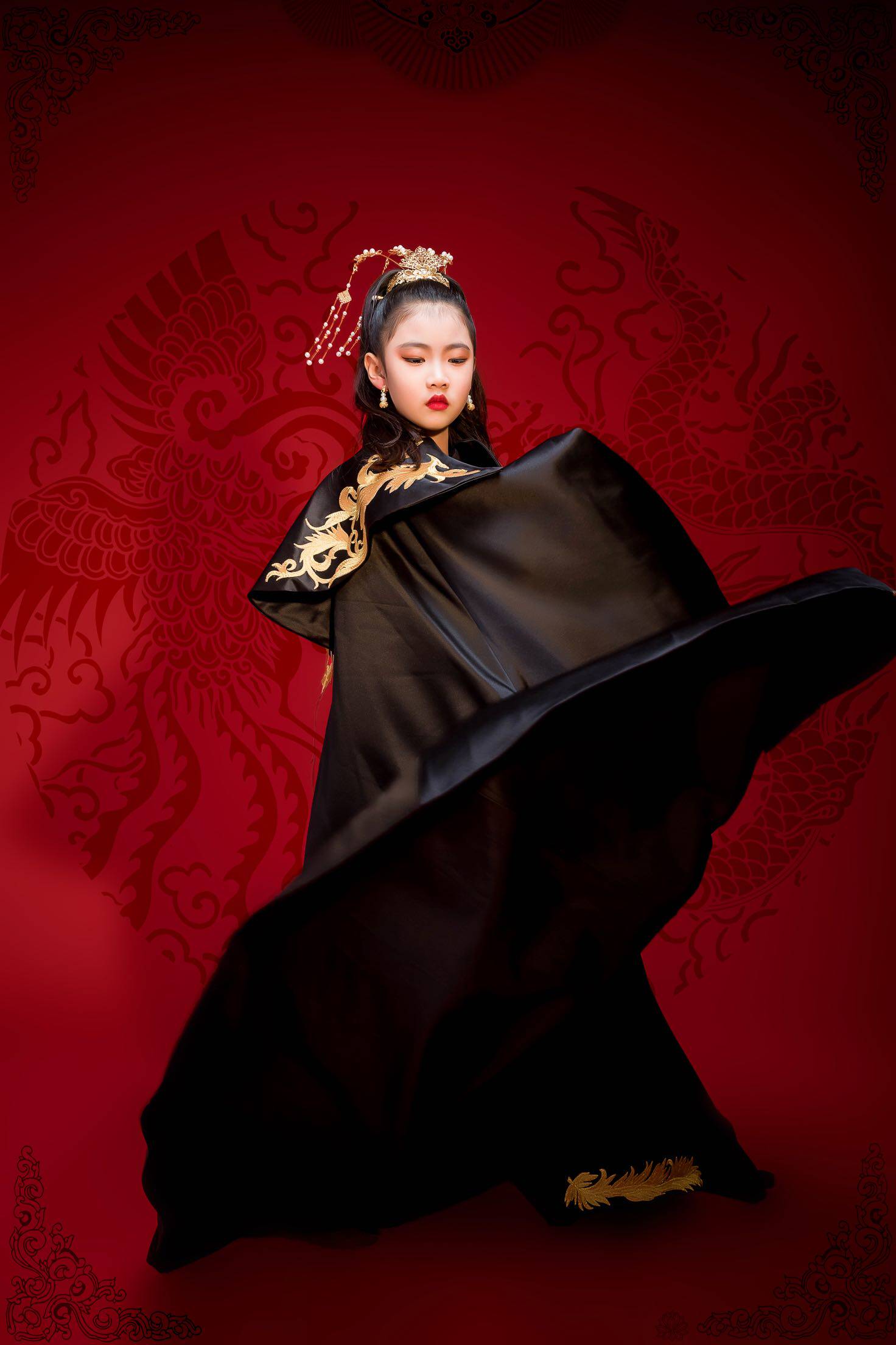 女童晚礼服高端女孩走秀款霸气女大童拖尾国潮中国儿童礼服