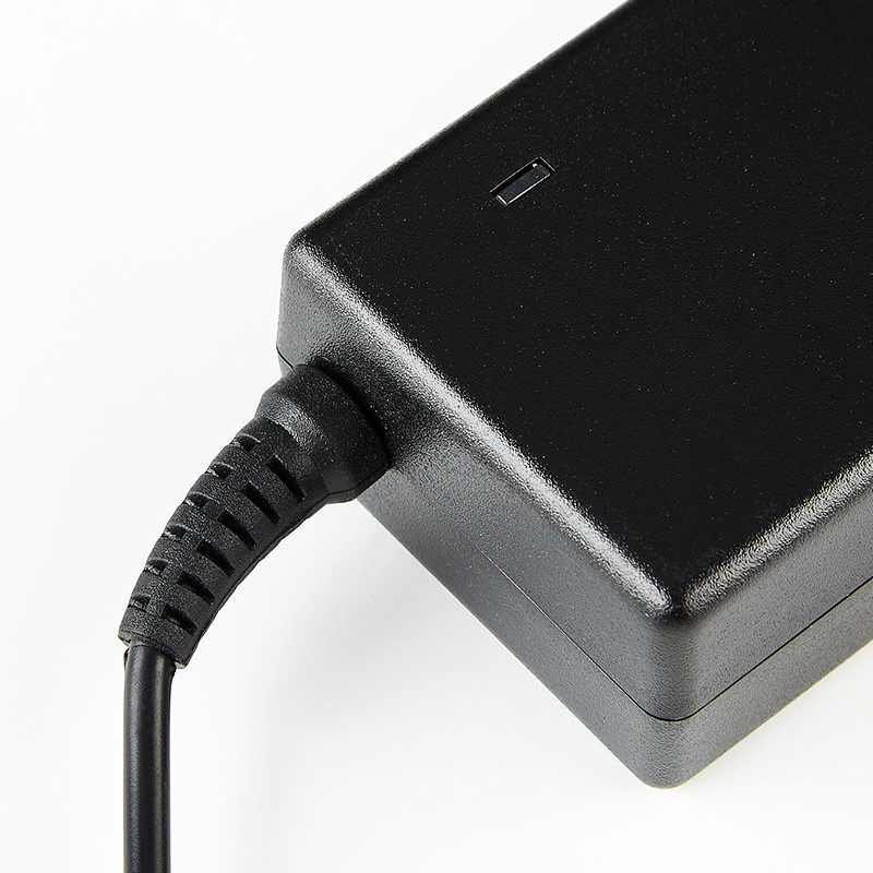 戴尔vostro笔记本充电器547054805560195v334a65w小口笔记本电源