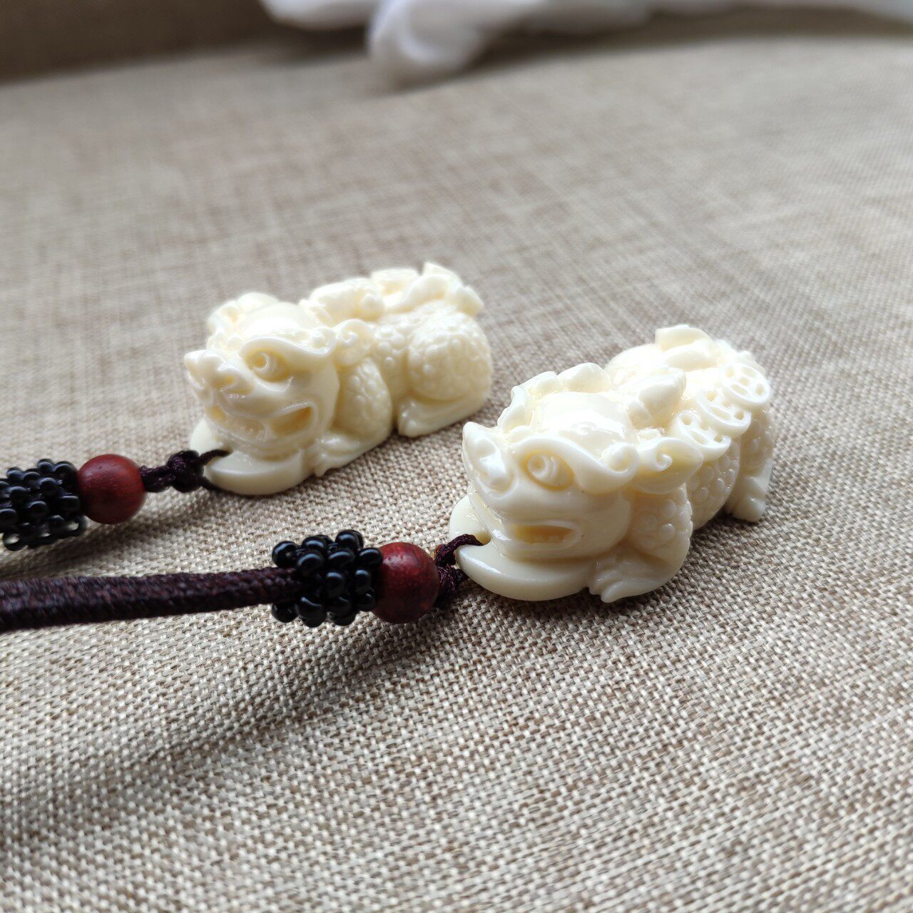 项链象牙果小貔貅吊坠情侣招财转运护身符霸气项坠