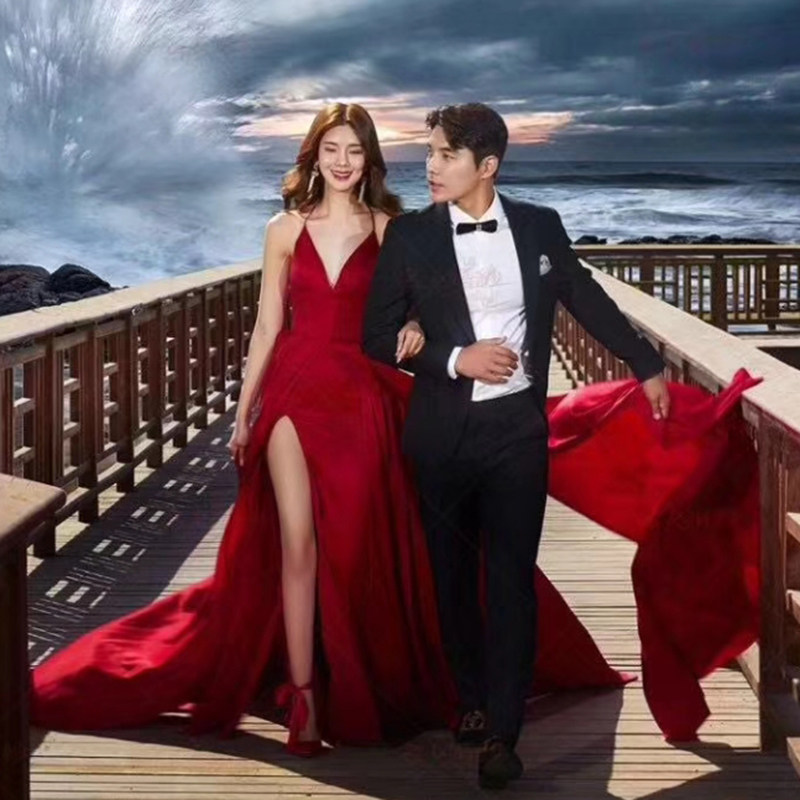 2019款红色吊带礼服影楼开叉长拖尾婚纱情侣摄影婚纱
