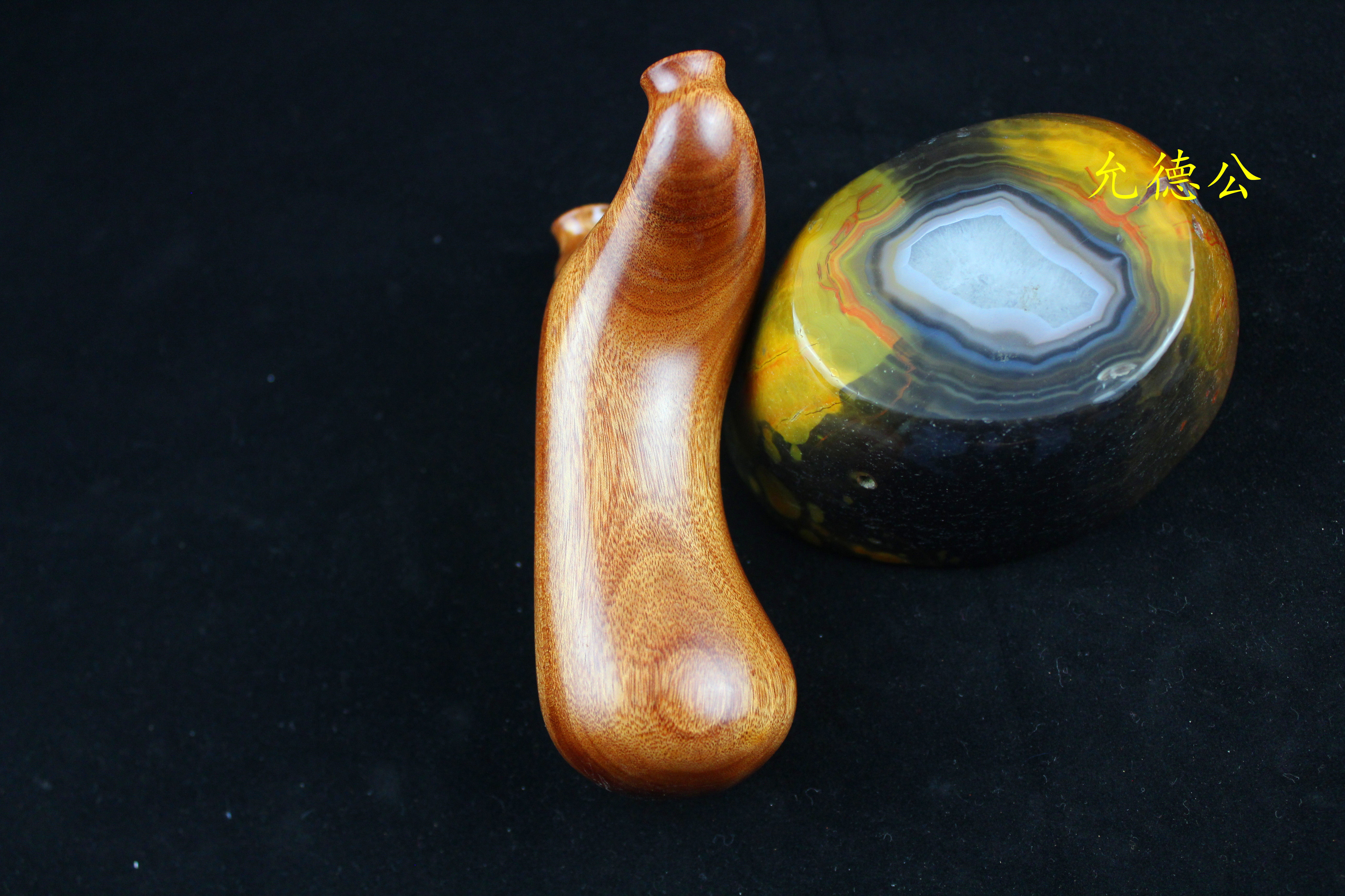 弹弓沙漠大弓一把抓实木飞虎户外把玩竞技多用途飞镖