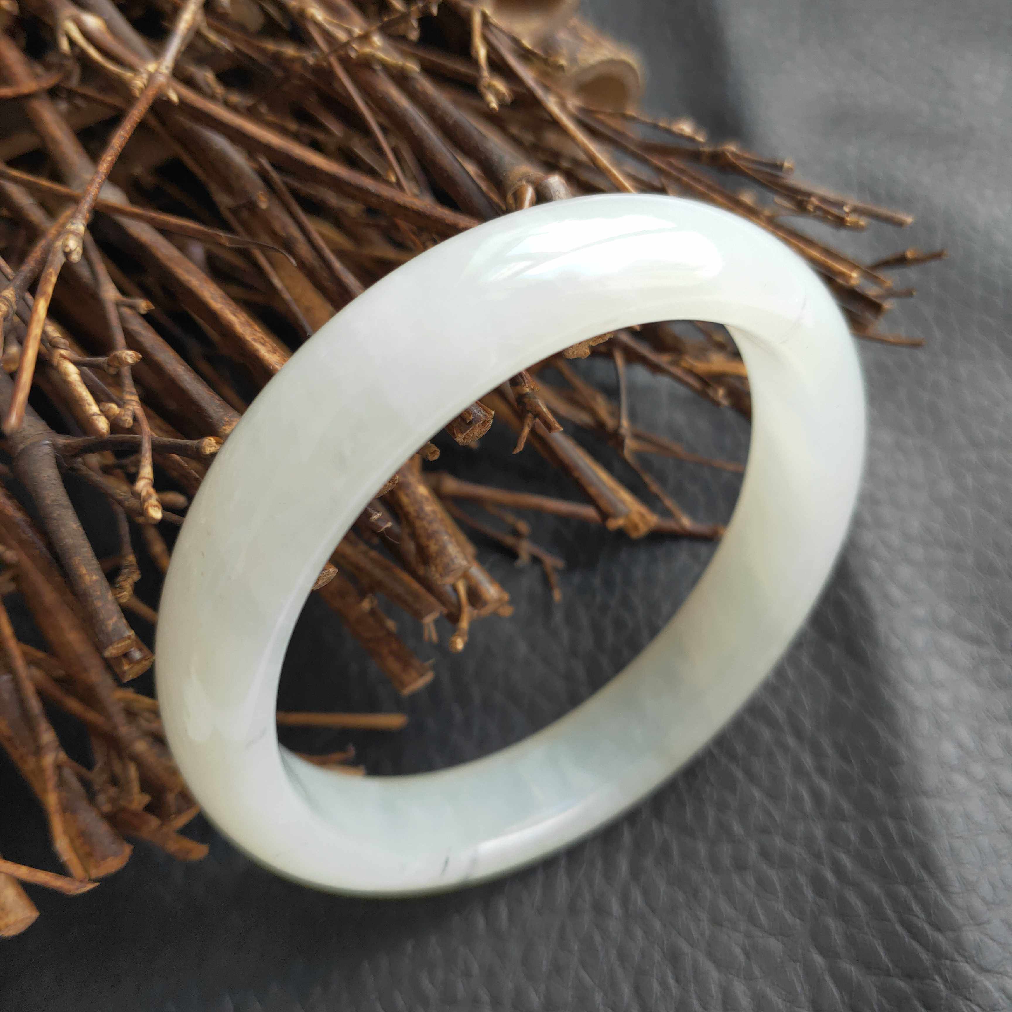 手镯岫玉天然白色玉手辽宁岫岩女款玉镯镯子手镯