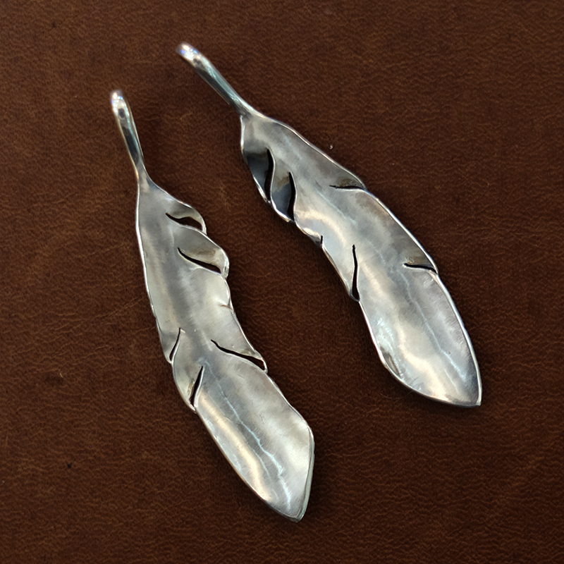 日本正品代理horizonblue银饰18klogo6cm银羽项坠