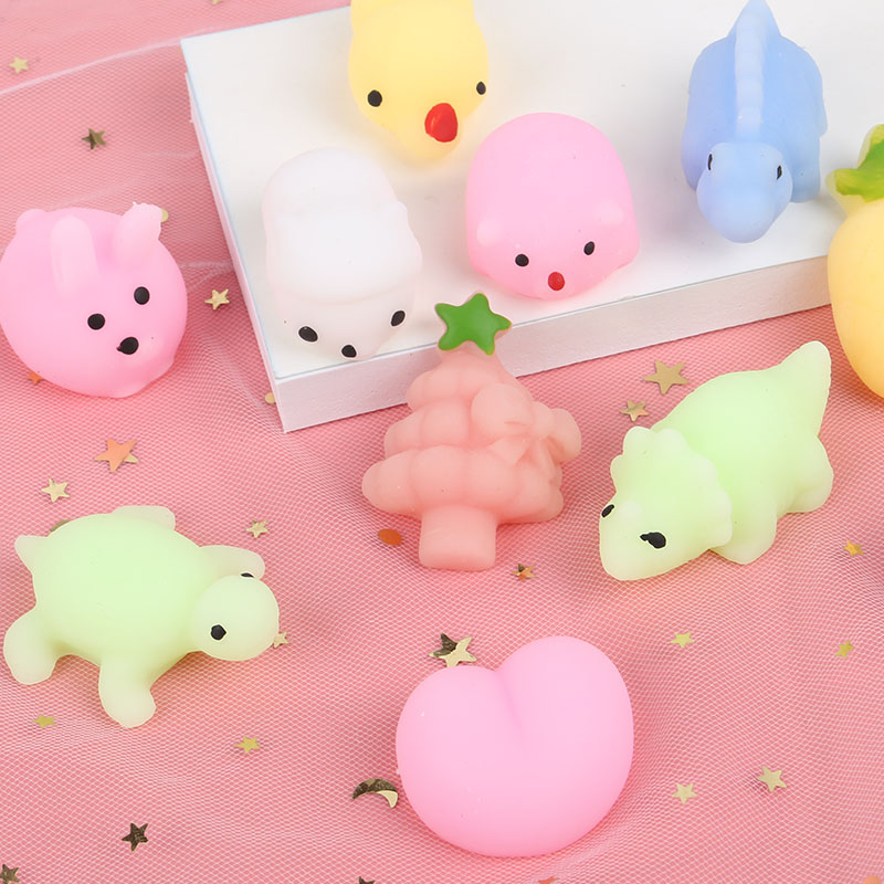 软胶玩具小玩女童手捏神器解压发泄动物减压创意