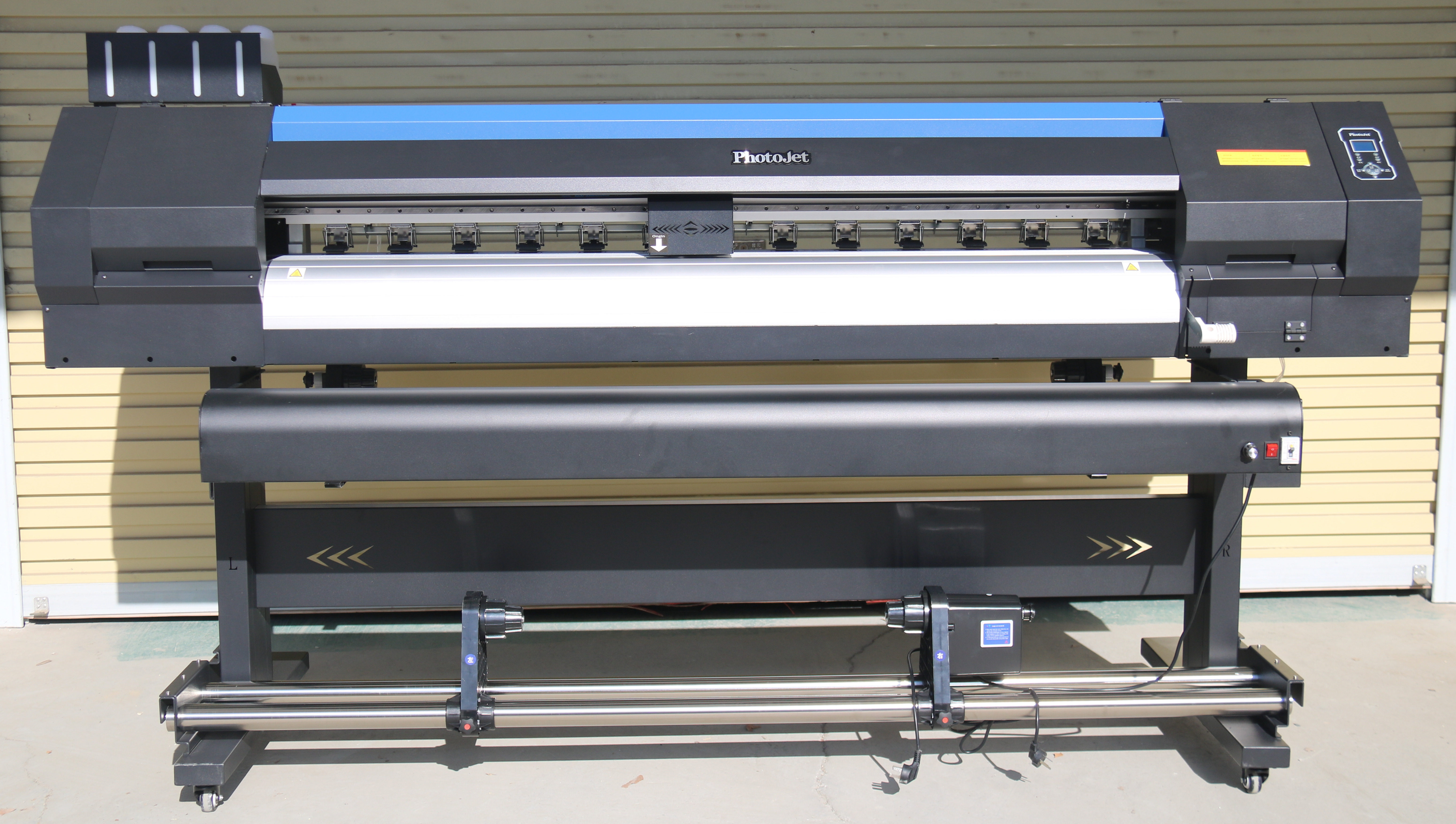 普捷户外写真机 双7代喷头六色油性压电机 1.9米弱溶剂广告喷绘机