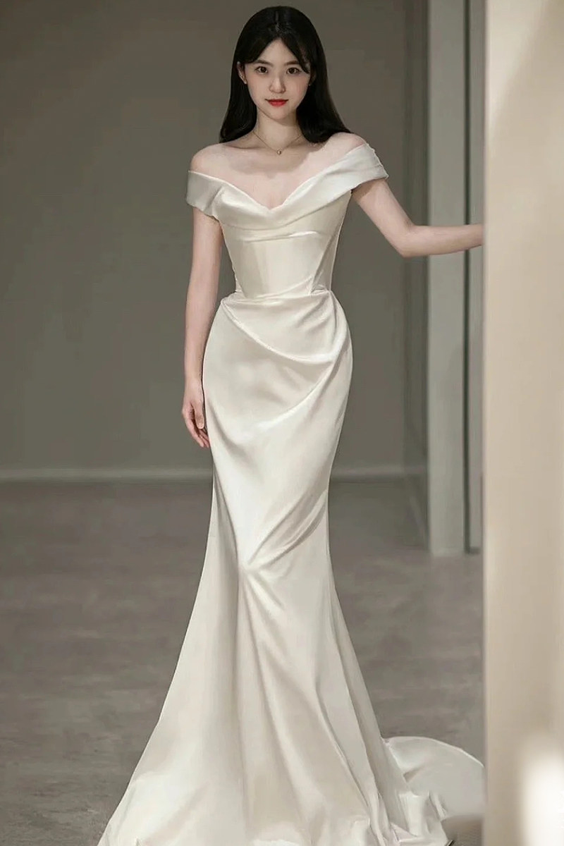 西太太后明星同款晚礼服新娘婚纱旅拍法式缎面婚纱