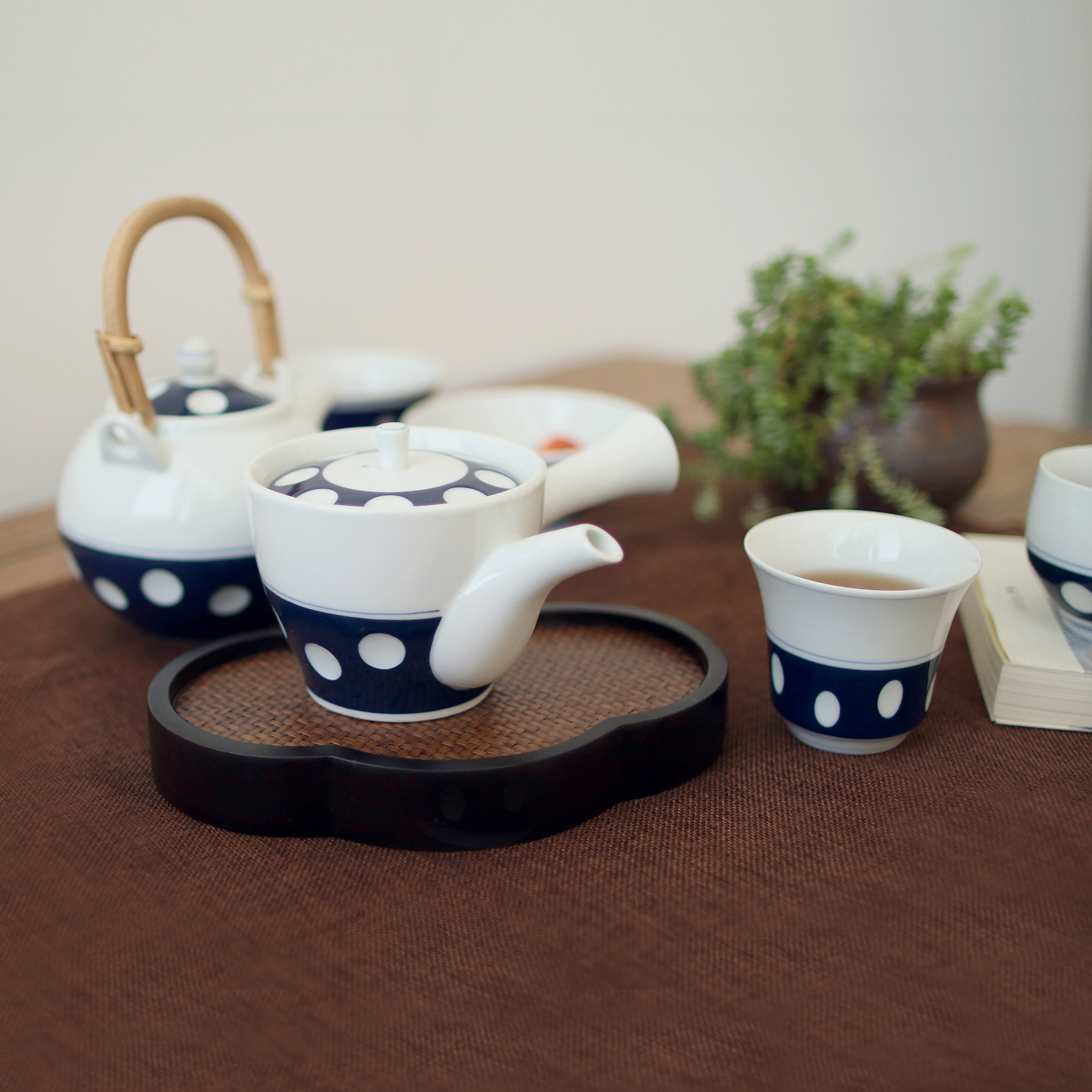 日本波佐烧水白瓷丸纹茶器茶壶泡茶茶杯急须壶茶壶