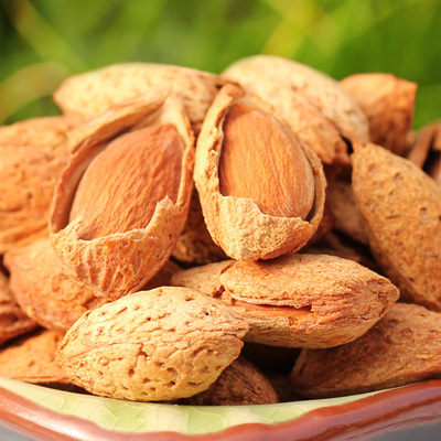 产地直发巴旦木果果新疆特产坚果零食纸皮一斤袋装其它