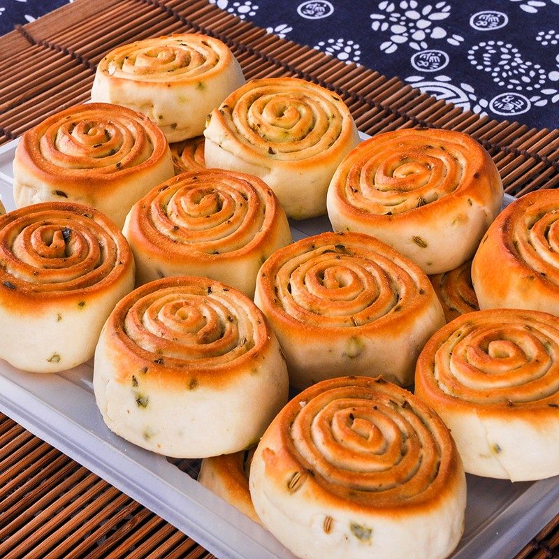 山西特产烤馍烤小花卷干馍馍烤花馍烤馒头椒盐散装烤馍馍手工美食