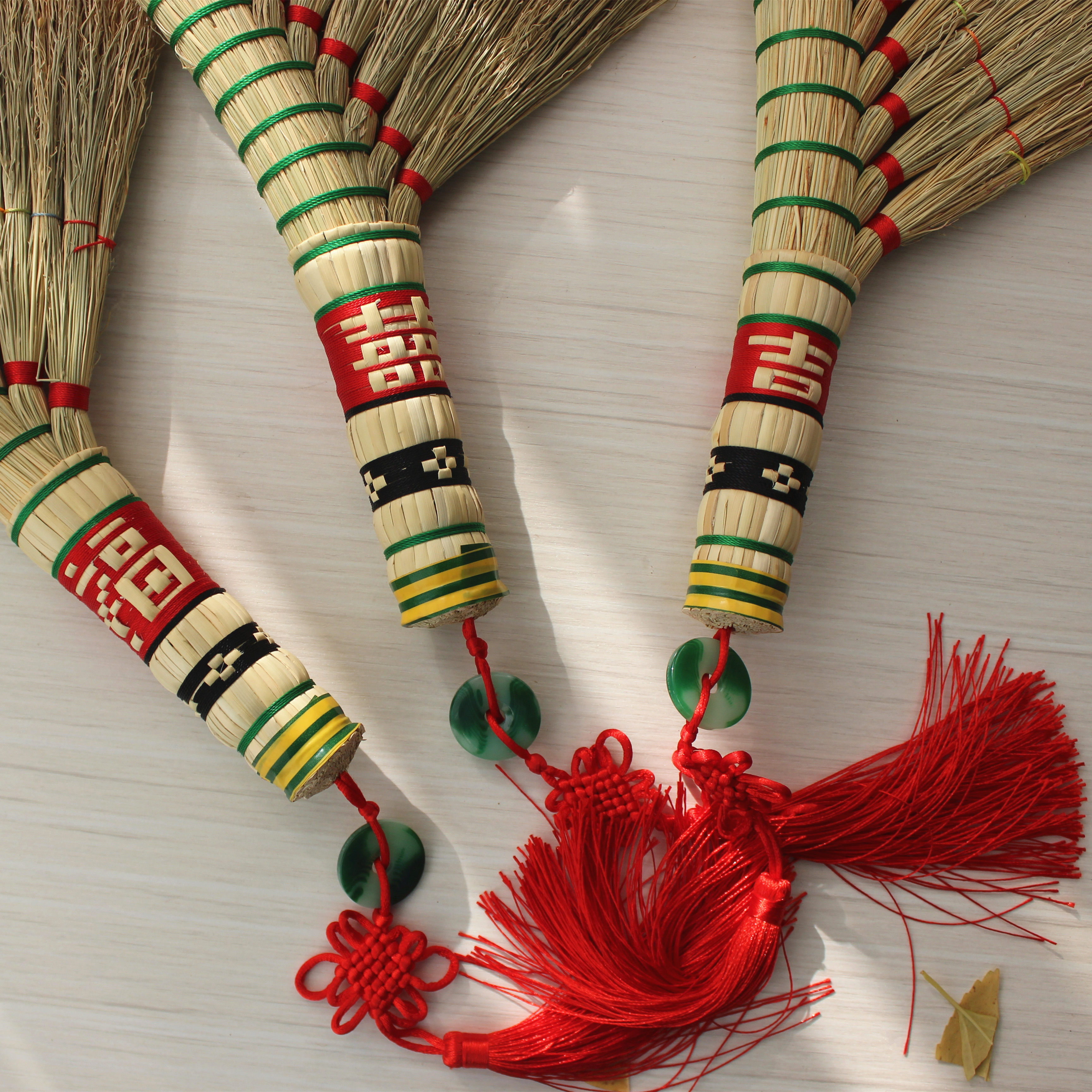 精编高粱糜子扫床神器扫把吉祥辟邪扫帚车用桌面笤帚防静电老款式