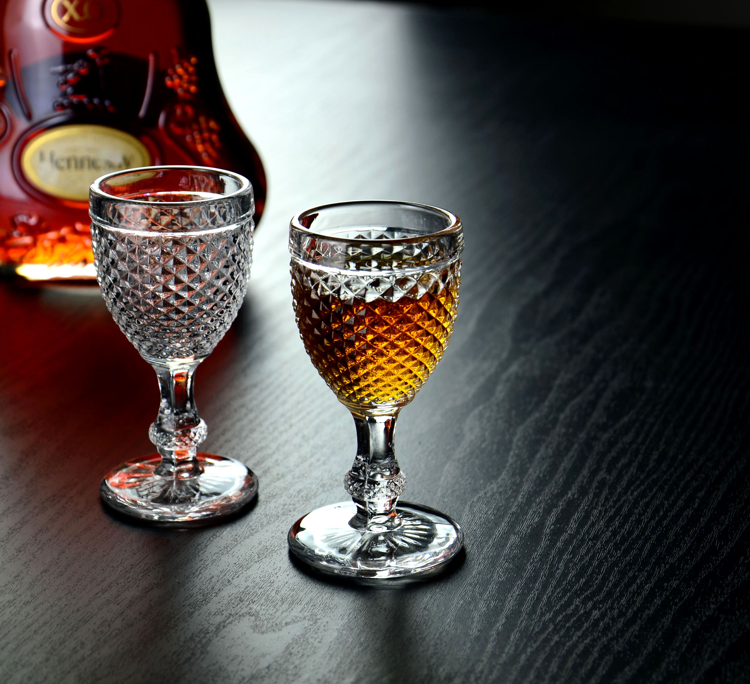 特惠2钱酒盅杯酒子弹杯子一口10毫升玻璃小号白酒杯