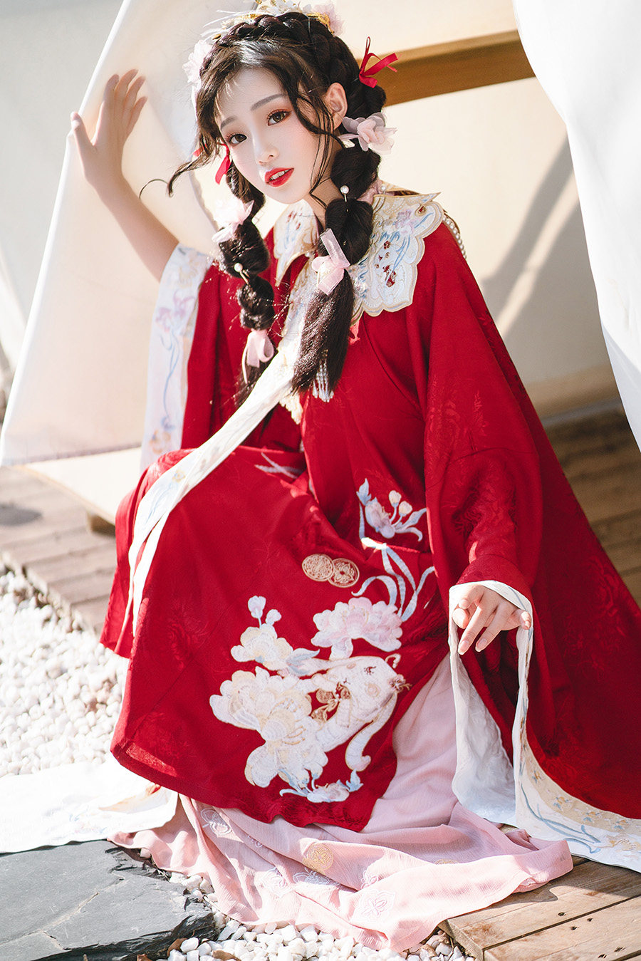 白鹿时-【垂露之影】原创 甜甜兔刺绣 少女汉元素 明制改良汉服