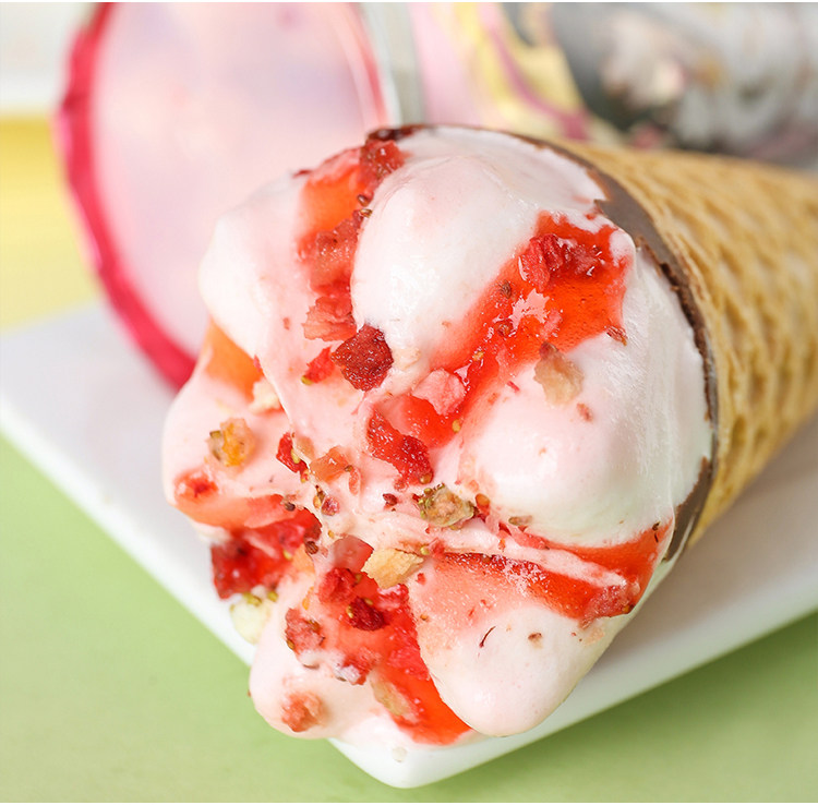 雪可可爱多草莓脆筒甜筒网红雪糕冰棍冰激凌冰淇淋冰淇淋
