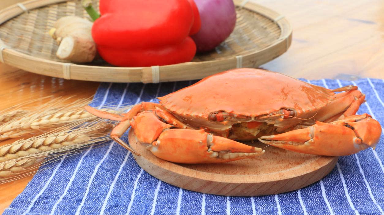 南沙螃蟹两斤三门满黄非顶津红鲟海蟹膏蟹大红青蟹