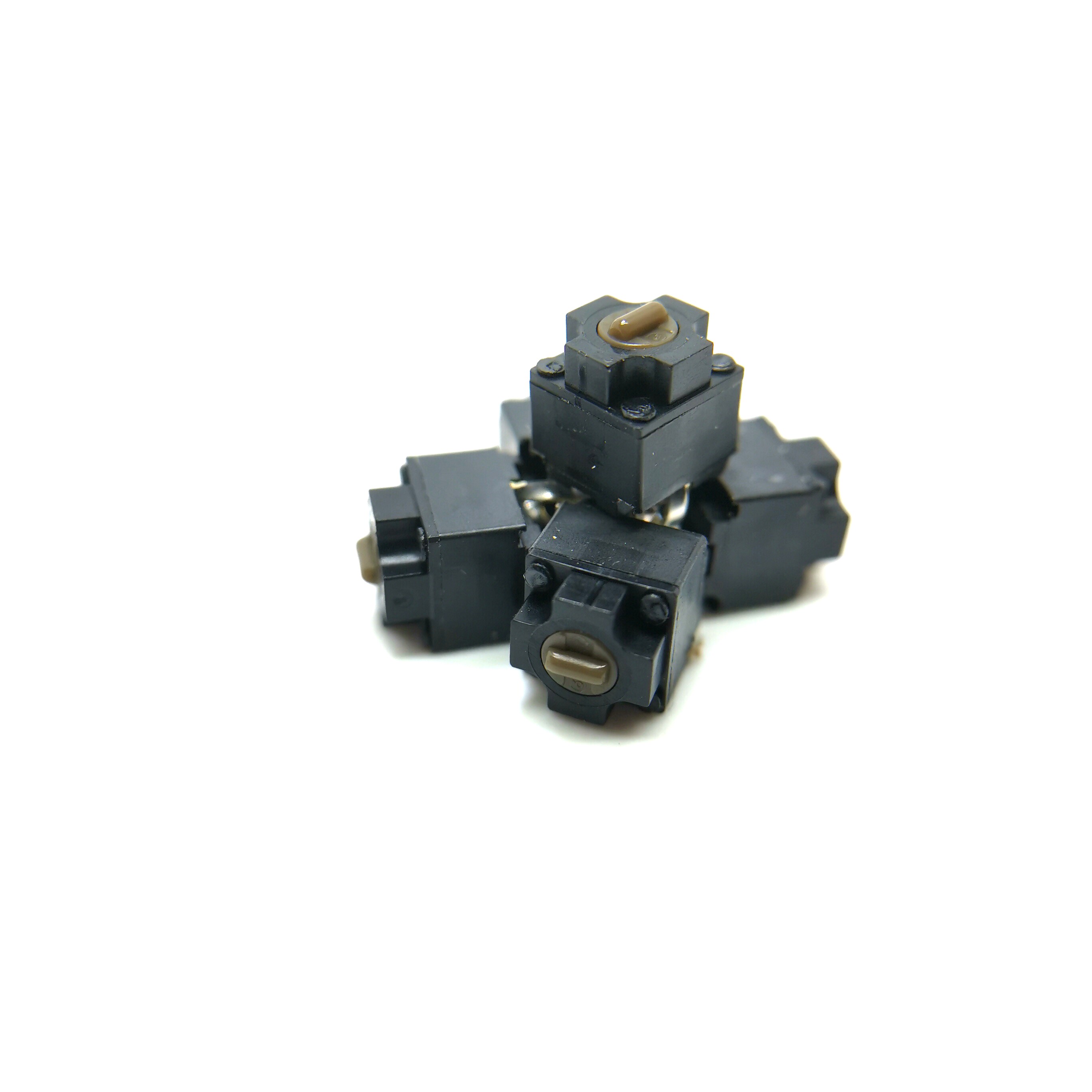 微动开关松下方形鼠标日本棕点黑点按键io11微动开关