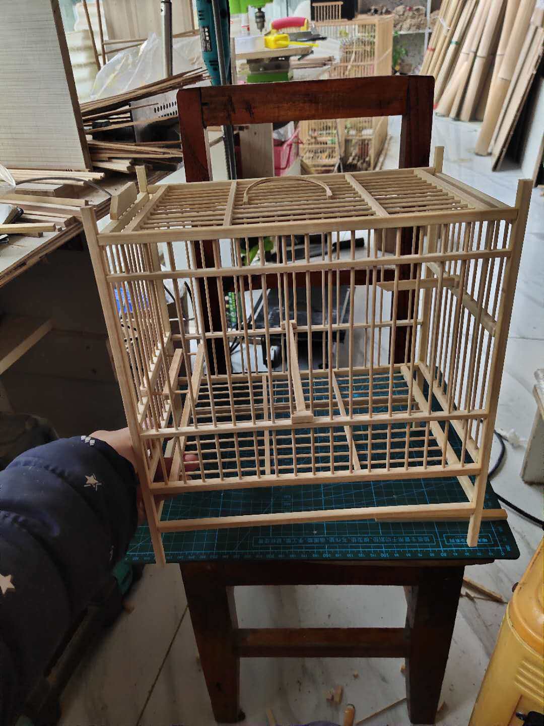 黄豆鸟鸟笼,二皮料,1.2丝距,联系店主咨询是否有现货