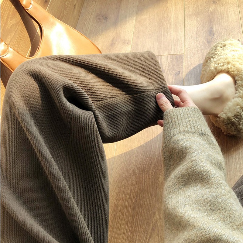 棕咖色灯芯绒阔腿裤女直筒秋冬休闲宽松九分哈伦萝卜裤加绒奶奶裤