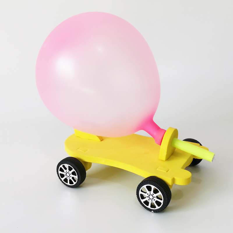 气球推动小车图片