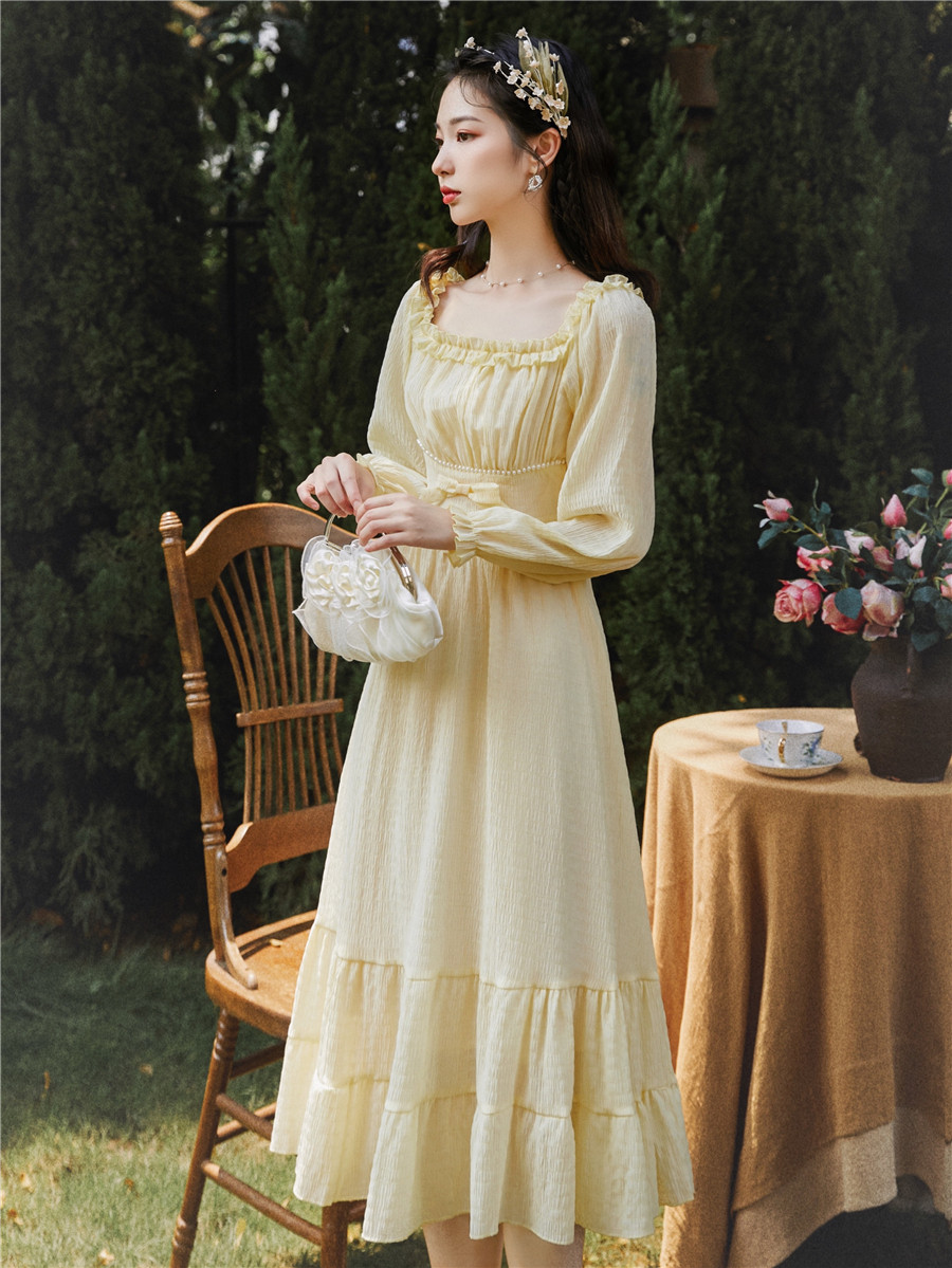 复古古可甜可连衣裙小个子仙女女裙chic温柔淡黄色连衣裙