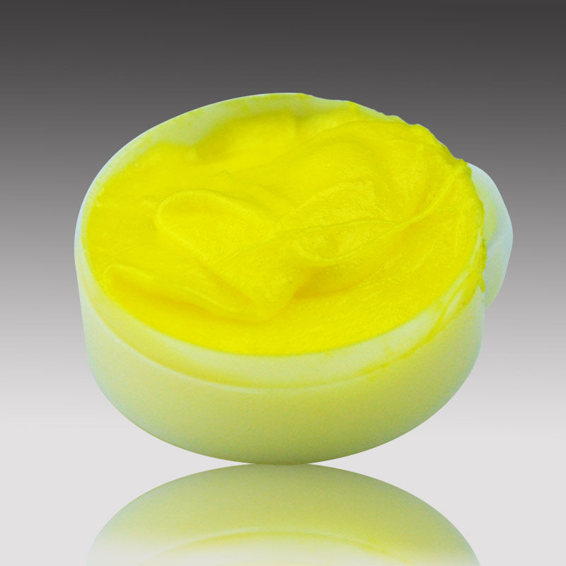 小黄小白盒黄药膏新肤霜香港辉煌出品生活化妆品乳液