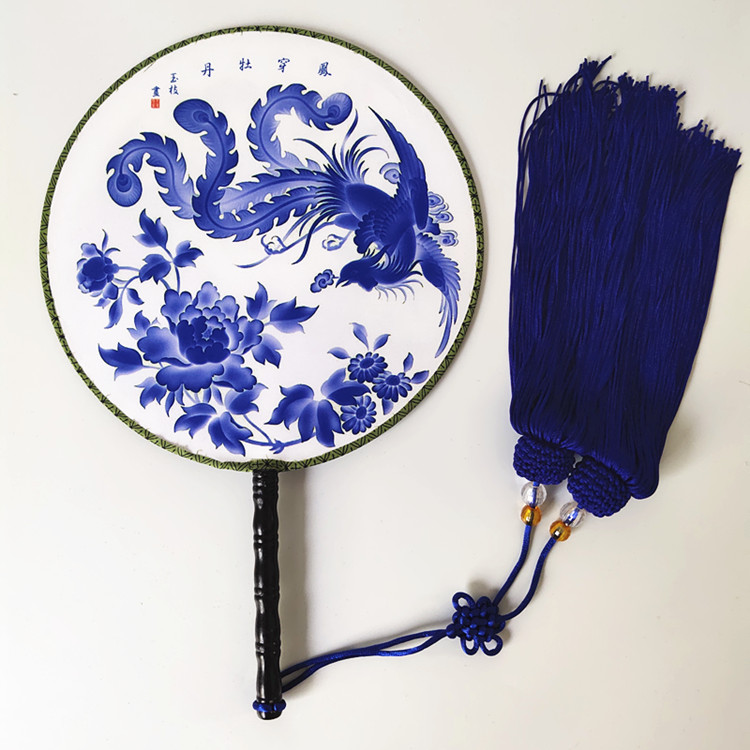 团扇青花瓷舞蹈中国国风长坠扇子琴台古韵圆扇扇子