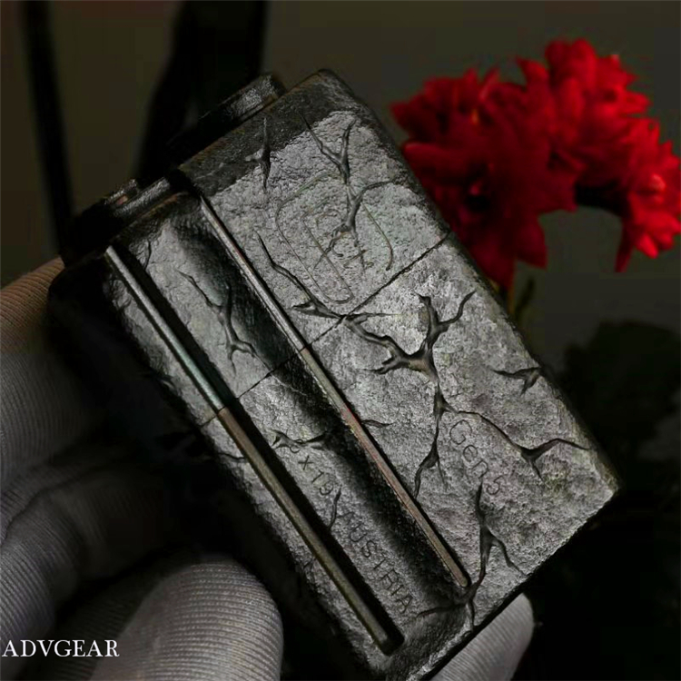 51783 CNC钛合金打火机EDC收藏级 大地裂痕纯手工雕刻GLOCK17系列