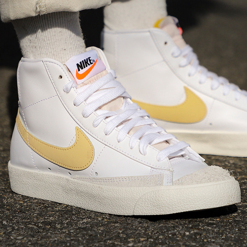 nike耐克鞋女官网正品2021春季新款运动鞋高帮白色休闲鞋潮流板鞋