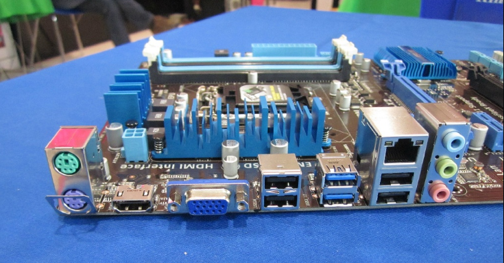 asus华硕p8z77vlx2主板1155针支持i321203220i53470i73770kcpu主板