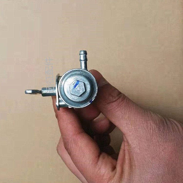 适用悍影威领125-b-7-8-11锋翼统御摩托车油箱阀门放油油箱