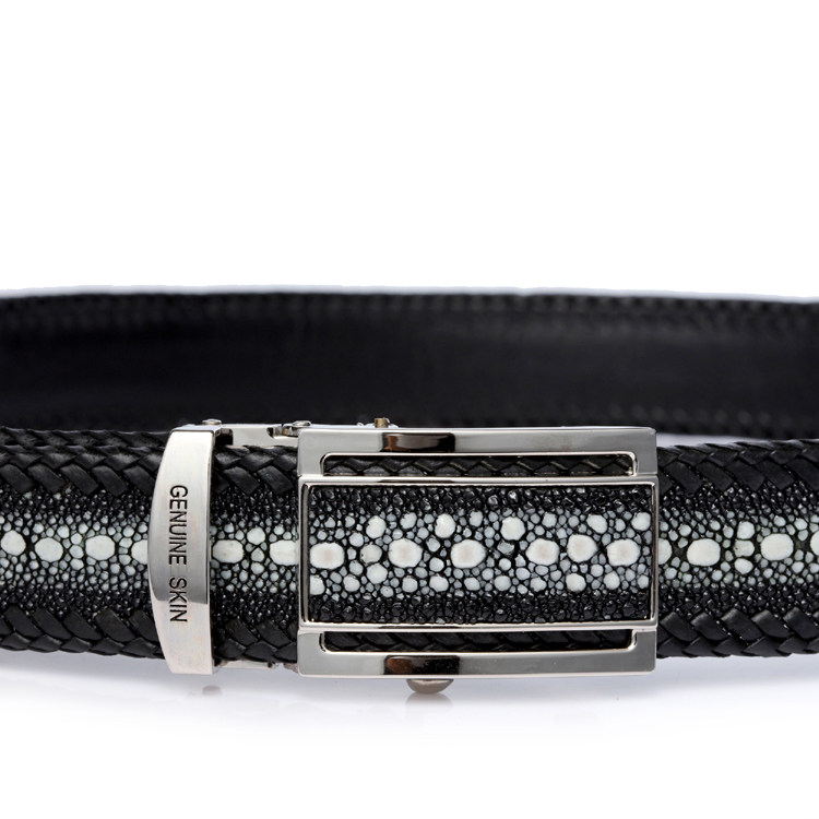 高档男士珍珠鱼皮带新款公鱼牛皮手工编织边腰带专柜正品排珠皮带