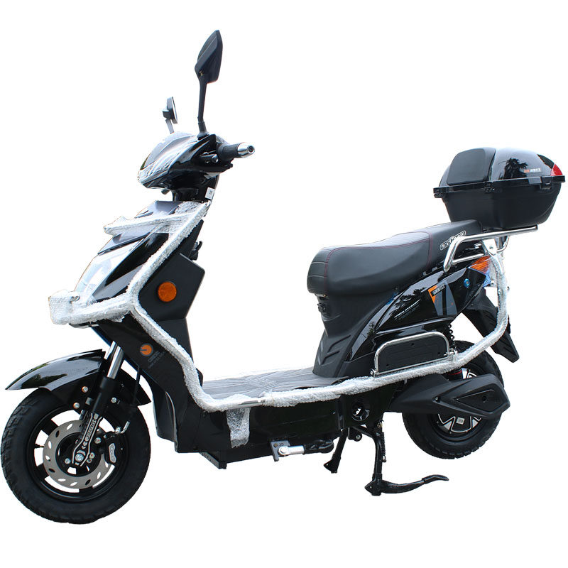 新大洲电动车外卖锂电池成人代步长跑王电动踏板自行车电瓶车