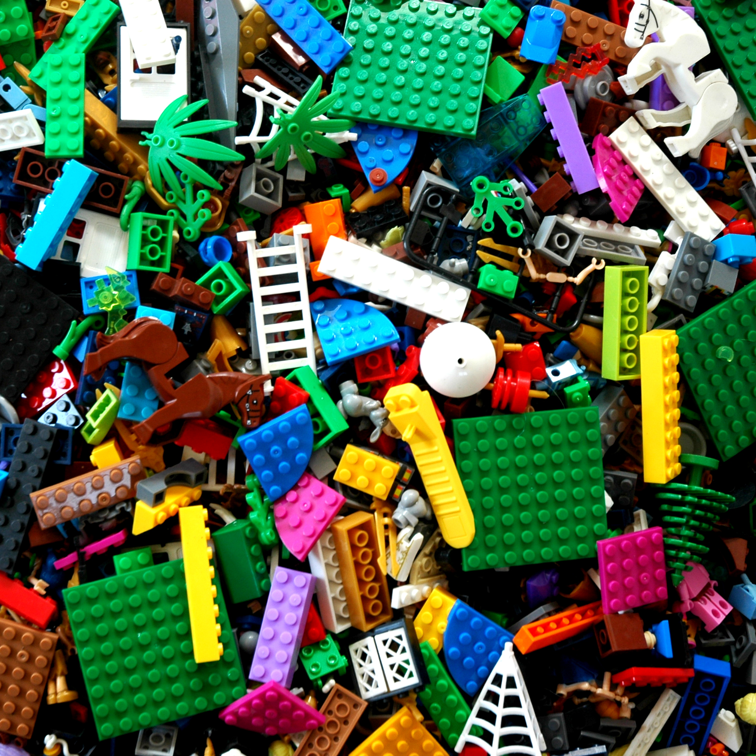 乐高 LEGO Classic 10698 创意大号积木盒 儿童益智拼装创意积木套装 790颗粒，到手36.85欧，原价43.86欧！特价 ...