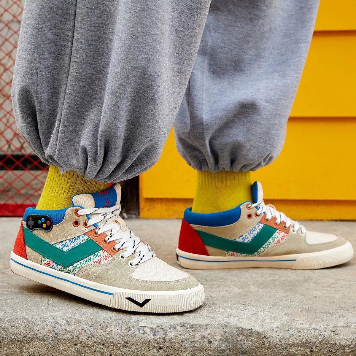 pony新品男女运动运动休闲休闲鞋秋冬耐磨电玩滑板板鞋