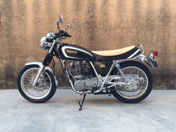 复古摩托街车红尘摩托店出售2013年电喷雅马哈sr400个性