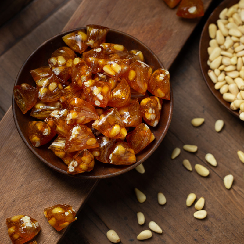 包邮新货苏州特产老字号采芝斋松仁粽子糖松子薄荷三角棕子糖500g-mc