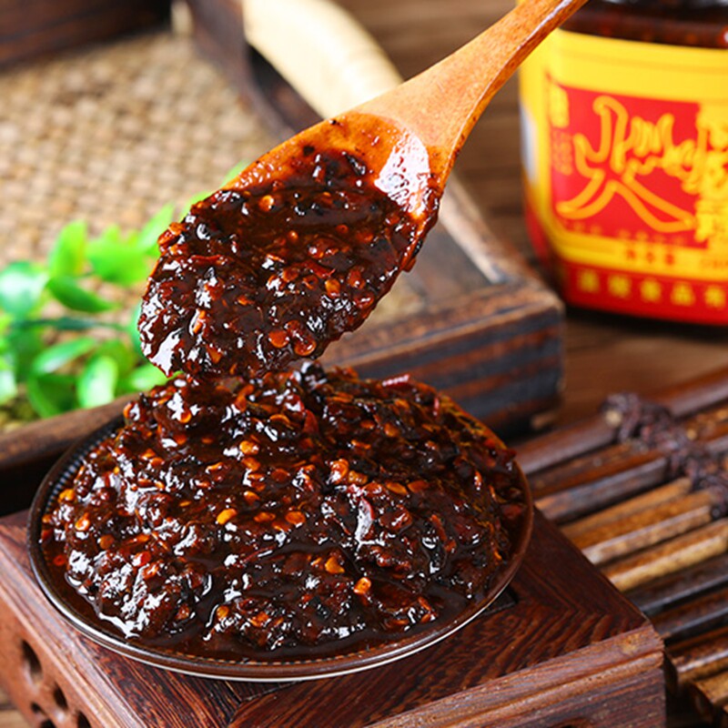 辣椒酱云南特产火烧辣子下饭拌面香辣辣椒酱