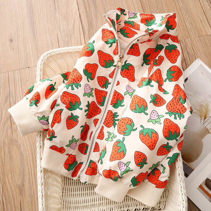 草莓外套2022春装新款女童童装儿童立领冲锋普通外套