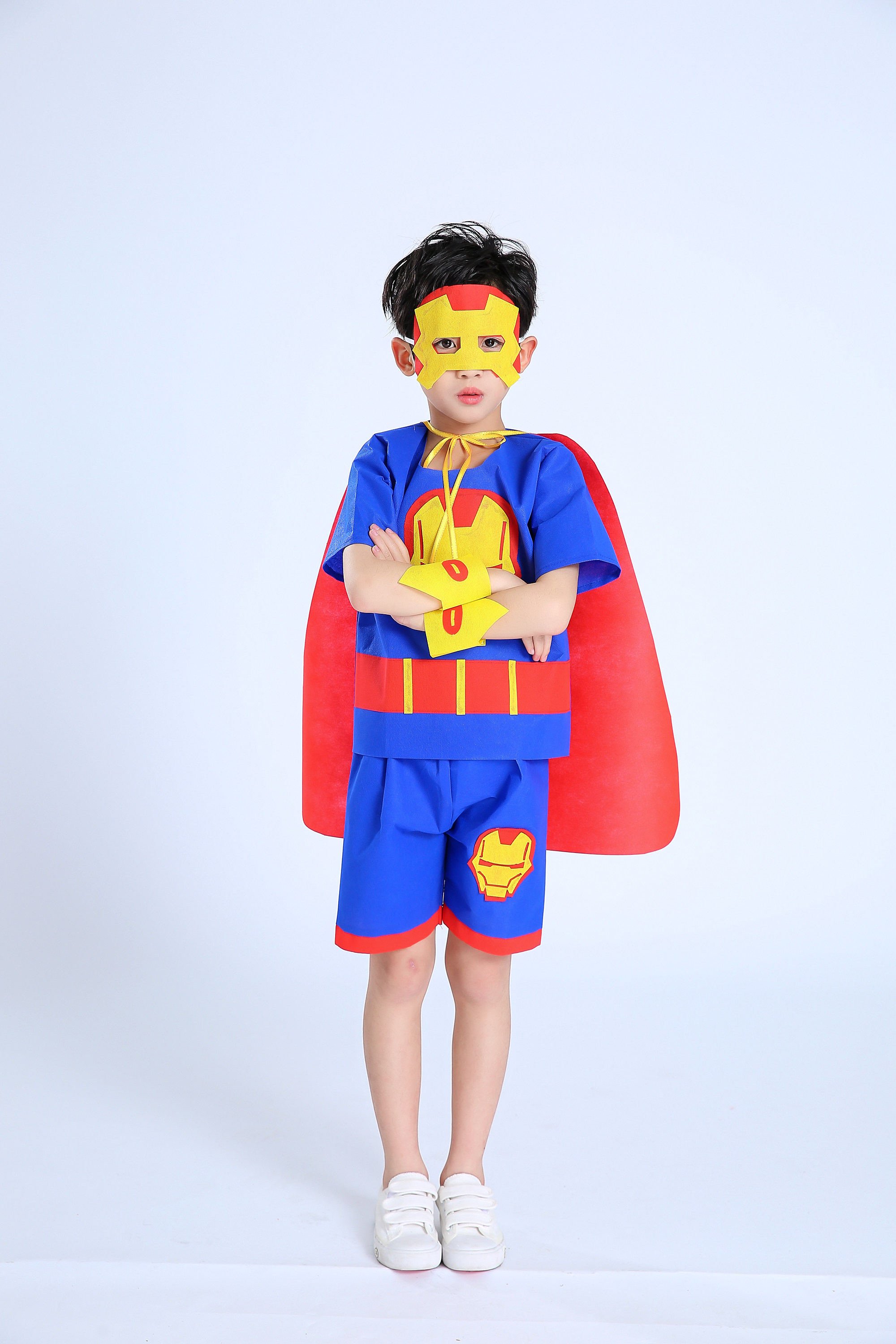 儿童环保服装 时装秀幼儿园手工制作亲子舞台走秀diy钢铁侠演出服