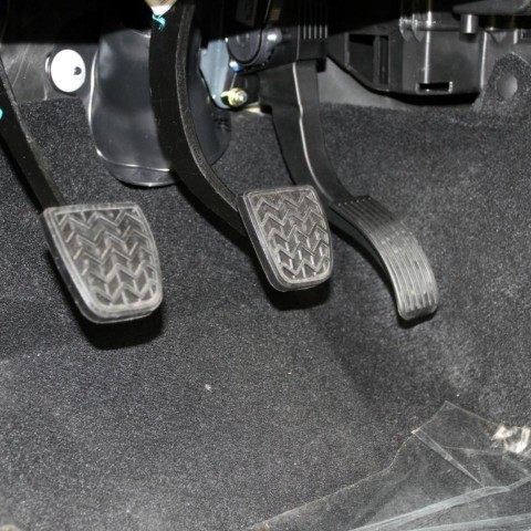 h6踏板刹车长城哈弗离合器胶皮脚踏板胶垫防滑垫驾驶室脚踏板