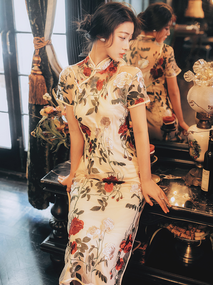 中国国风复古旗袍改良连衣裙年轻少女温柔玫瑰花旗袍