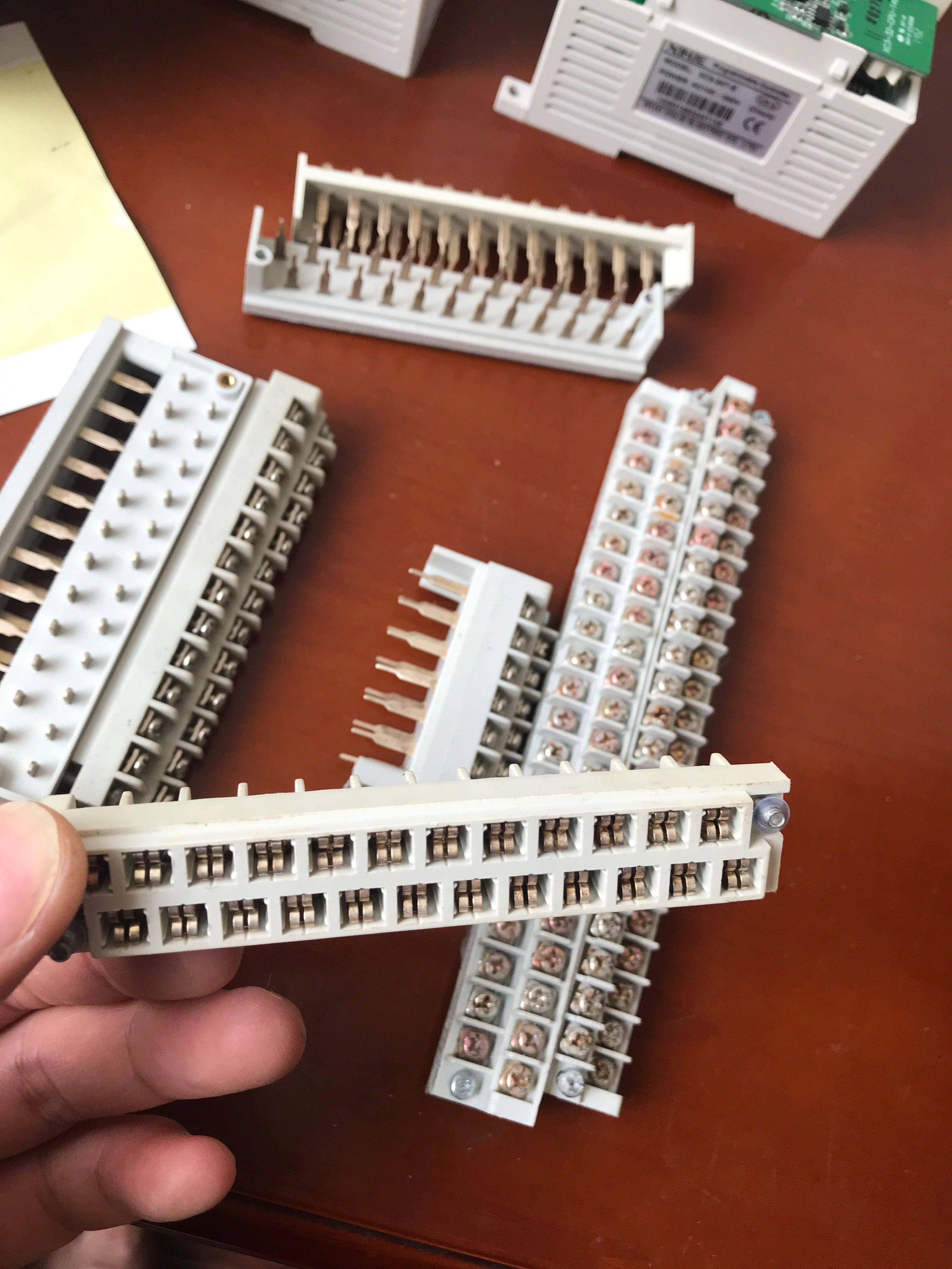 二手信捷plc接线原装接线端子xc3132te14t24t连接器