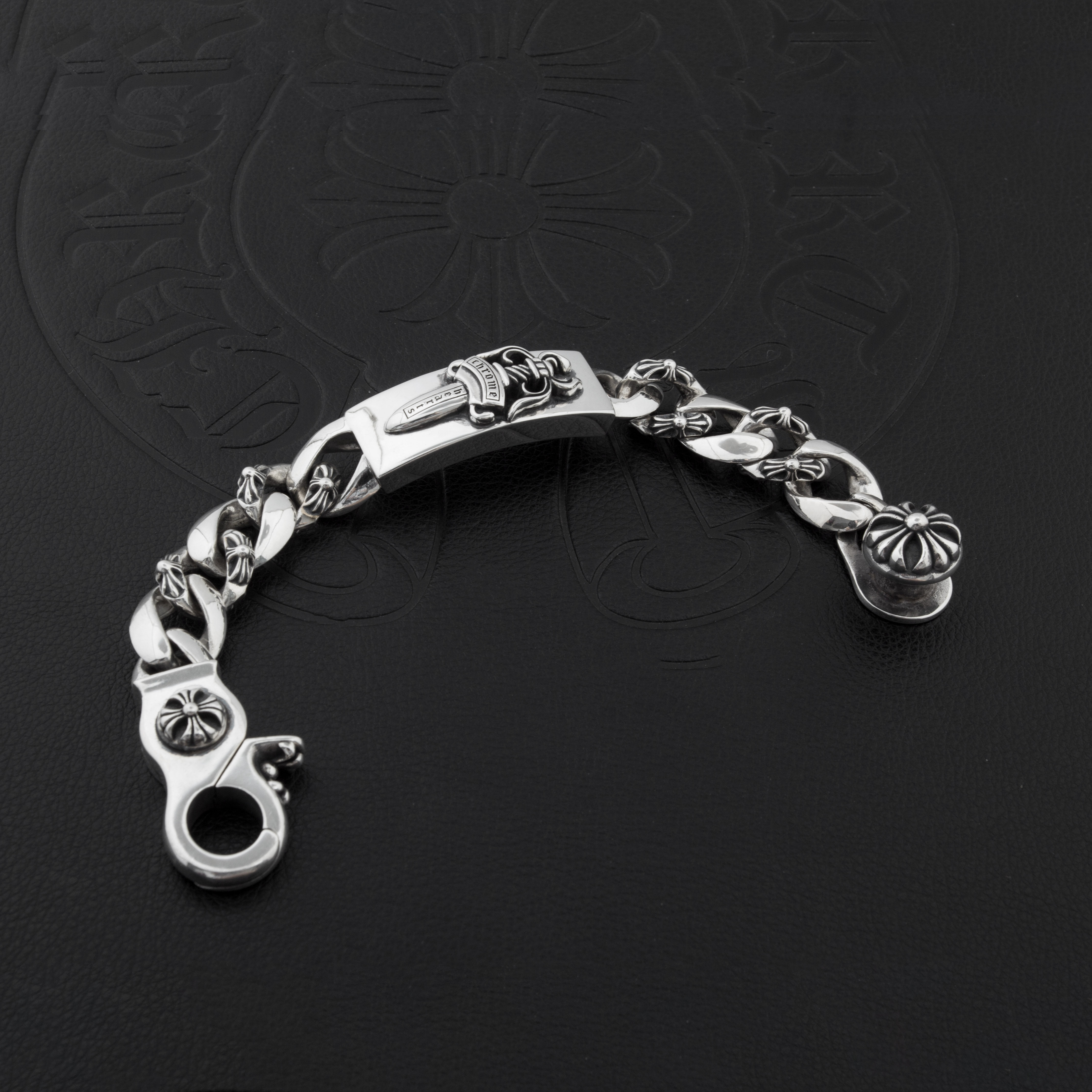 野马庄园银圣宝剑龙虾扣手手链男士手镯十字架明星手链