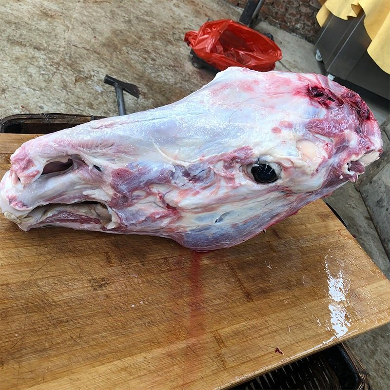 新鲜现杀驴肉生驴头驴头全驴宴驴头肉驴头带眼睛驴肉
