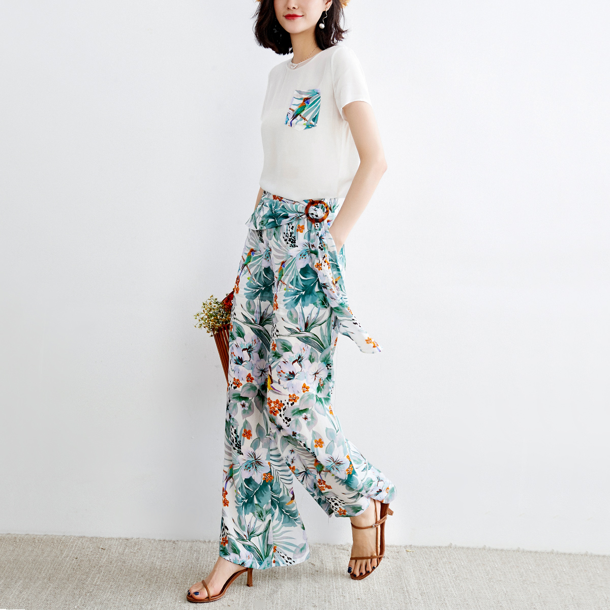 sofa休闲套装女夏装2020新款时尚显瘦雪纺印花小清新阔腿裤两件套 - 图2